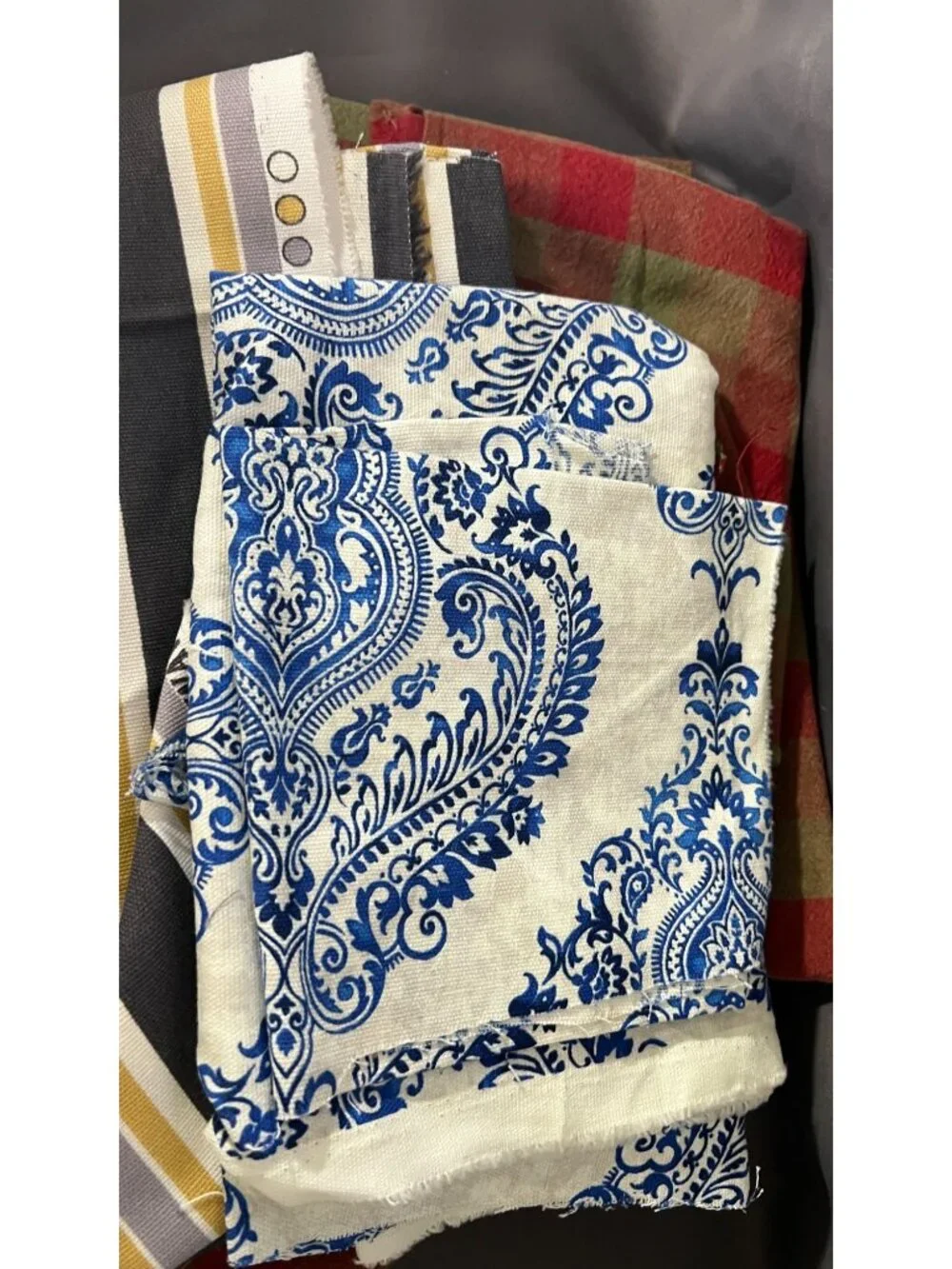 Fabric Remnant Bundle Assorted Colors & Patterns Craft Sewing